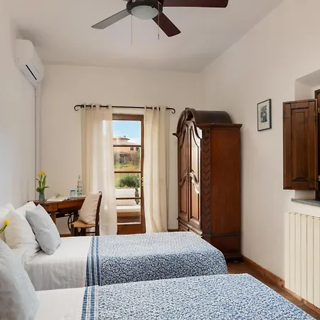 Casa Da Sogno 12, Emma